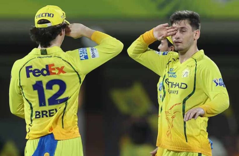 CSK vs MI: गायकवाड़ का जलवा, चेन्नई ने मुंबई को 8 विकेट से रौंदा