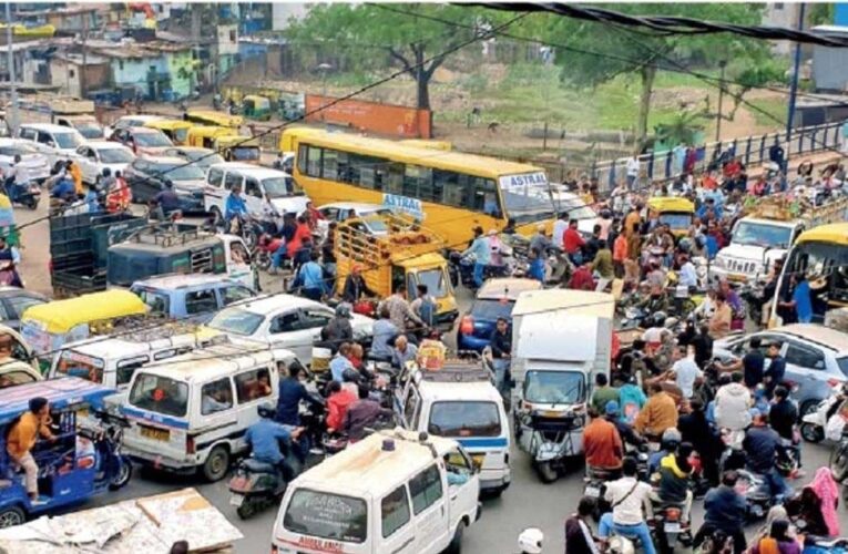 रालामंडल ब्रिज फिर ट्रैफिक के लिए खुला: बिना विद्युत पोल के शुरू हुआ आवागमन