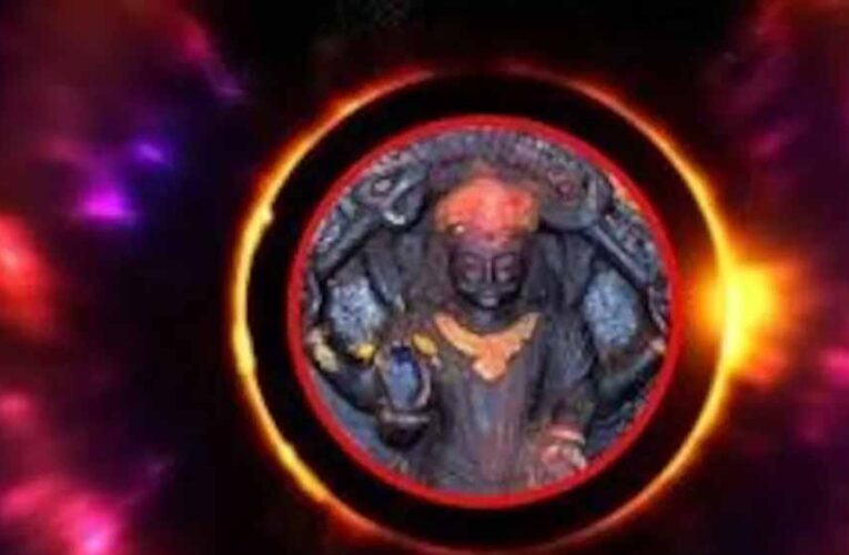 शनि-चंद्रमा की युति से बनेगा विष योग, इन राशियों पर बढ़ेगा संकट