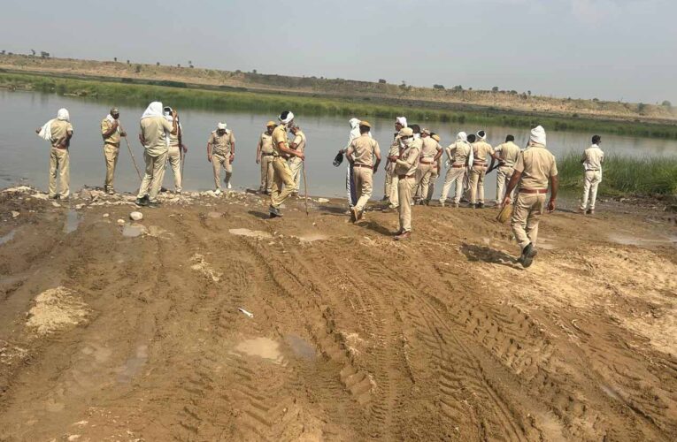 चंबल के बीहड़ों में पुलिस का बड़ा ऑपरेशन, बजरी माफियाओं पर करौली पुलिस का शिकंजा