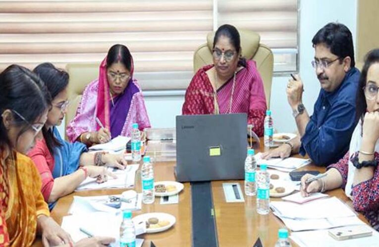 मंत्री  भूरिया की अध्यक्षता में हुई महिला सशक्तिकरण योजनाओं के क्रियान्वयन हेतु गठित मंत्रि-परिषद समिति की बैठक