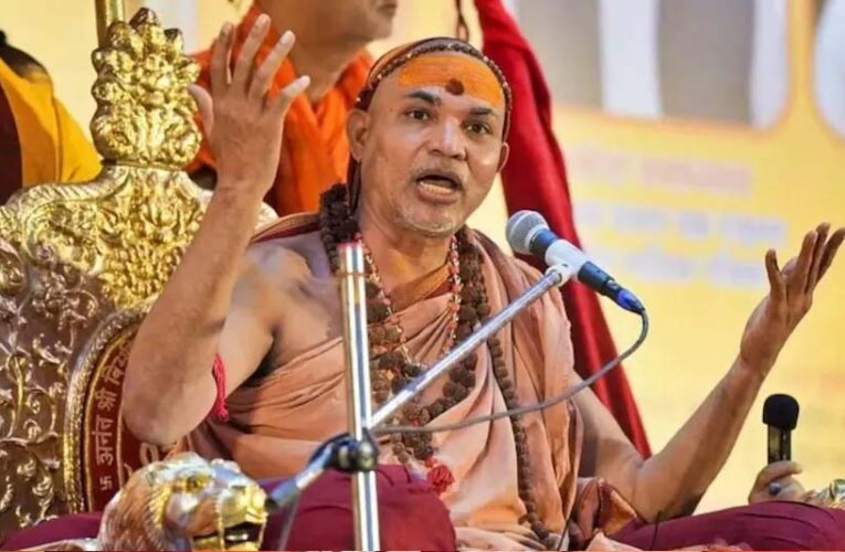 यूपी चुनाव 2027 में गरमाएगा गौरक्षा का मुद्दा, स्वामी अविमुक्तेश्वरानंद का बड़ा बयान