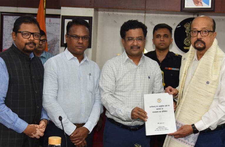राज्यपाल रमेन डेका ने की ‘पीएम-जनमन’ योजना समीक्षा