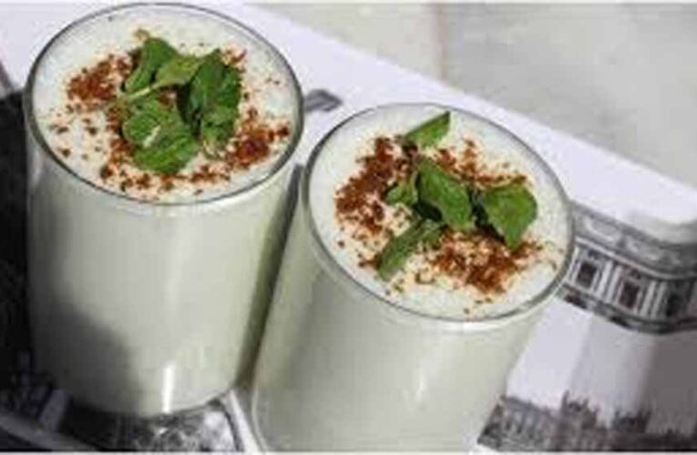 गर्मी से राहत: पुदीना और गुड़ की लस्सी बनाएगी शरीर को अंदर से ठंडा और तरोताजा