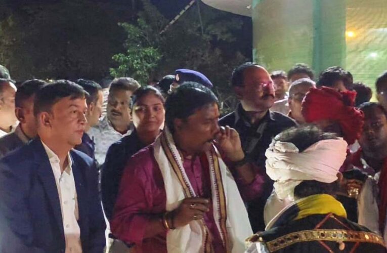 रायपुर : चिल्फी और सरोधा दादर की प्राकृतिक सुंदरता से अभिभूत हुए वन मंत्री केदार कश्यप