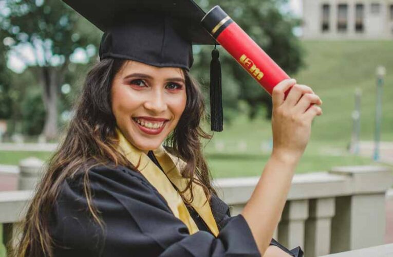 अब पुराना MBA नहीं! AI आधारित मैनेजमेंट कोर्स से करियर में मिलेगी नई रफ्तार