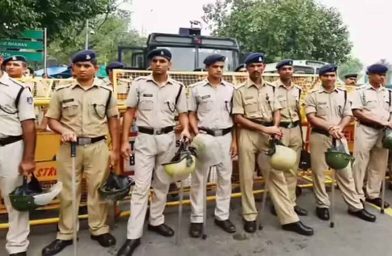 दिल्ली में बड़ी आतंकी साजिश नाकाम, ISI-लिंक्ड नेटवर्क के 9 आरोपी गिरफ्तार