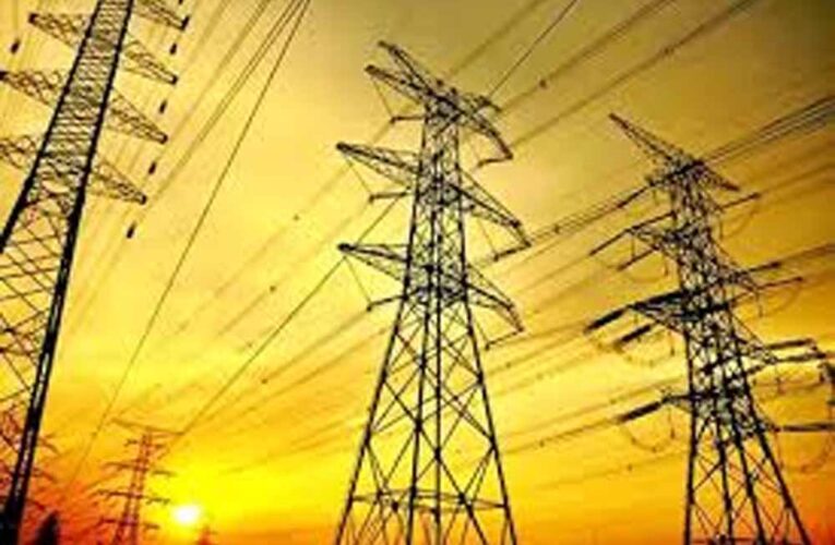 लखनऊ में बिजली संकट गहराया, 10 लाख लोग 15 दिन तक होंगे परेशान