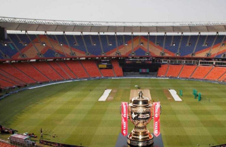 सरकार टॉपर छात्रों को दिखाएगी IPL मैच, जिला कलेक्टरों को भेजा गया लेटर; सीएम ने 1 लाख रुपये की घोषणा की थी