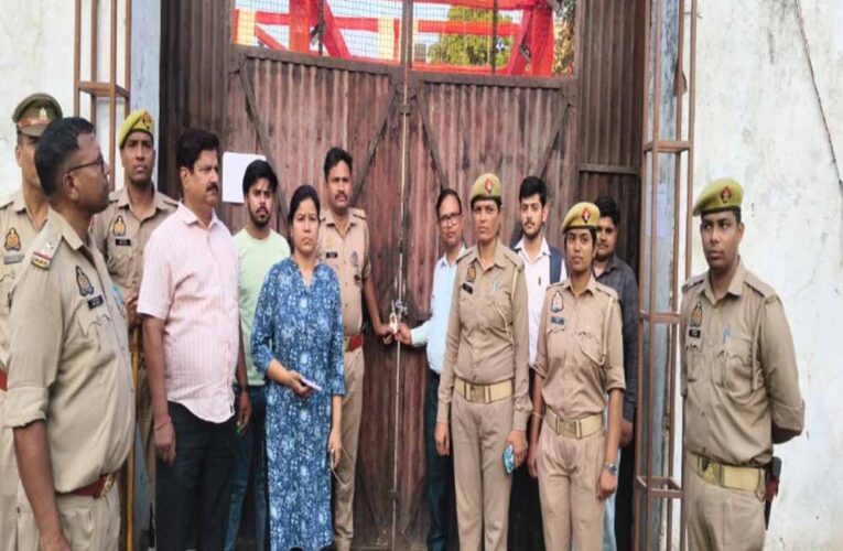 करौली में बकाया टैक्स पर मैरिज होम सील, शादी सीजन में हड़कंप