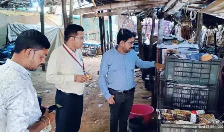 फल मंडी में बड़ा खुलासा! केमिकल से पकाए जा रहे थे केले, खाद्य विभाग ने मारा छापा