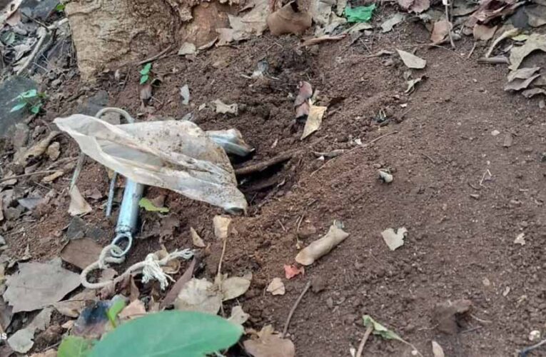 दंतेवाड़ा में बड़ा खतरा टला! प्रेशर कुकर IED बरामद, CRPF की BDS टीम ने किया डिफ्यूज
