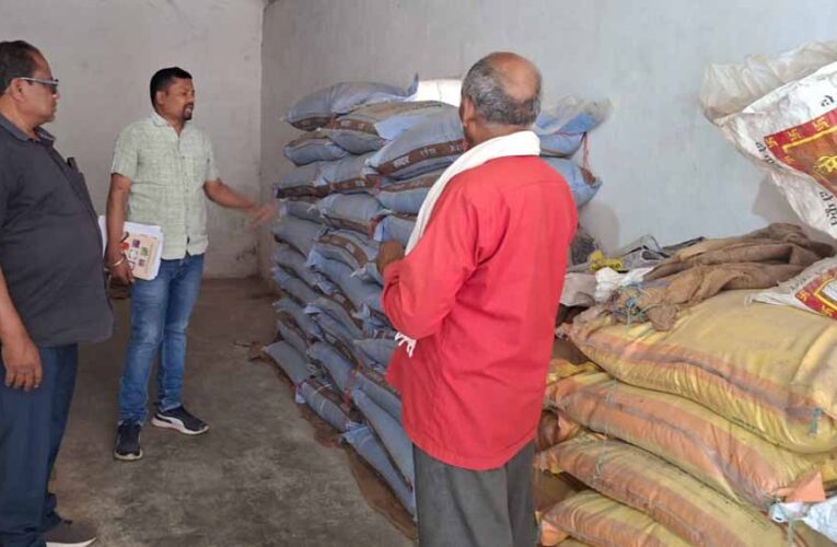 धमतरी : खरीफ सीजन में किसानों को समय पर उर्वरक उपलब्ध कराने प्रशासन सजग