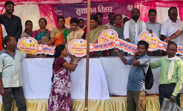 रायपुर : ’सुशासन तिहार 2026: टेम्पू शिविर में 534 आवेदन प्राप्त, हितग्राहियों को मिला योजनाओं का लाभ’