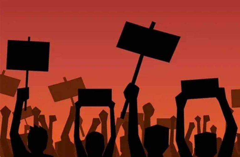 MP के 30 हजार स्वास्थ्य कर्मियों का हल्ला बोल, 5 महीने से वेतन नहीं मिलने पर आंदोलन का ऐलान