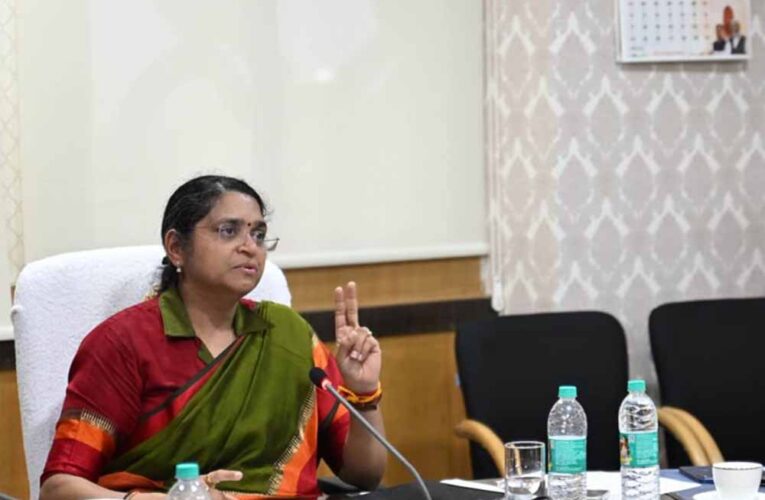 निकायों में सुशासन, जवाबदेही और जन सेवा को दें सर्वोच्च प्राथमिकता, नगरीय प्रशासन विभाग की सचिव  शंगीता आर. ने वीडियो कॉन्फ्रेसिंग से ली सभी 194 निकायों की बैठक
