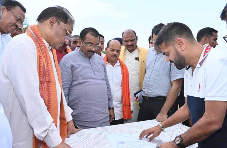 निर्माणाधीन नालंदा परिसर का मुख्यमंत्री  साय ने किया निरीक्षण: गुणवत्तापूर्ण एवं समय-सीमा में कार्य पूर्ण करने के दिए निर्देश