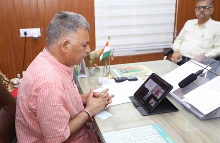 स्वस्थ जीवनशैली अपनाने का सबसे प्रभावी माध्यम है योग : मंत्री  परमार