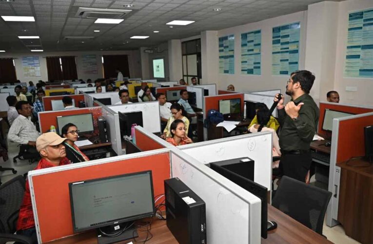 नवा रायपुर स्थित आईआईआईटी में डिजिटल दक्षता एवं एआई एकीकरण पर चरणबद्ध प्रशिक्षण सम्पन्न