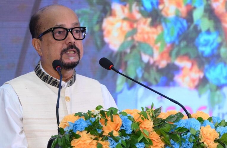 आर्टिफिशियल इंटेलिजेंस सहायक है, मानव बुद्धि का विकल्प नहीं-राज्यपाल डेका