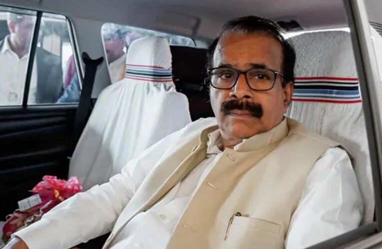 मोदी सरकार में बड़ा बदलाव! जॉर्ज कुरियन ने केंद्रीय राज्य मंत्री पद से दिया इस्तीफा, राष्ट्रपति ने मंजूर किया