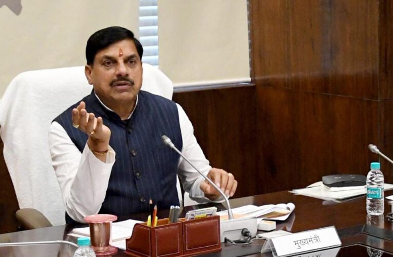 सार्वजनिक स्थलों पर सीसीटीवी और आवासों में ईको फ्रेंडली भवन निर्माण सामग्री के उपयोग को करें प्रोत्साहित : मुख्यमंत्री डॉ. यादव