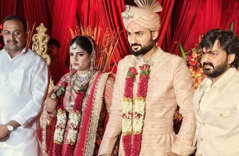 दूल्हा बने आकाशदीप, आशीर्वाद देने पहुंचे पवन सिंह; क्रिकेटर ने कहा- शुक्रिया