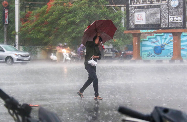 MP Weather: मध्य प्रदेश के 43 जिलों में आज बारिश का अलर्ट, मानसून की रफ्तार धीमी; ग्वालियर-चंबल को करना होगा इंतजार