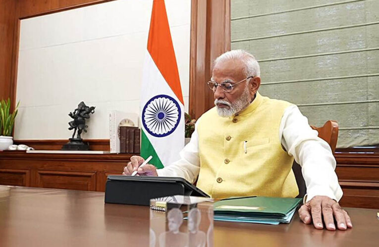 PM मोदी की कैबिनेट में हो सकता है बड़ा फेरबदल, कौन होगा बाहर और किन नए चेहरों को मिल सकता है मौका?