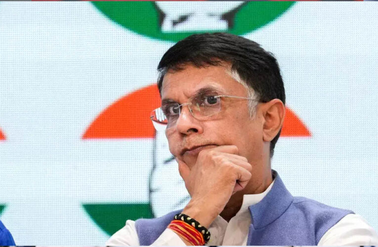 रायपुर में पवन खेड़ा का RSS पर हमला, बोले- आजादी की लड़ाई में कोई योगदान नहीं, राम के नाम पर भ्रष्टाचार स्वीकार नहीं