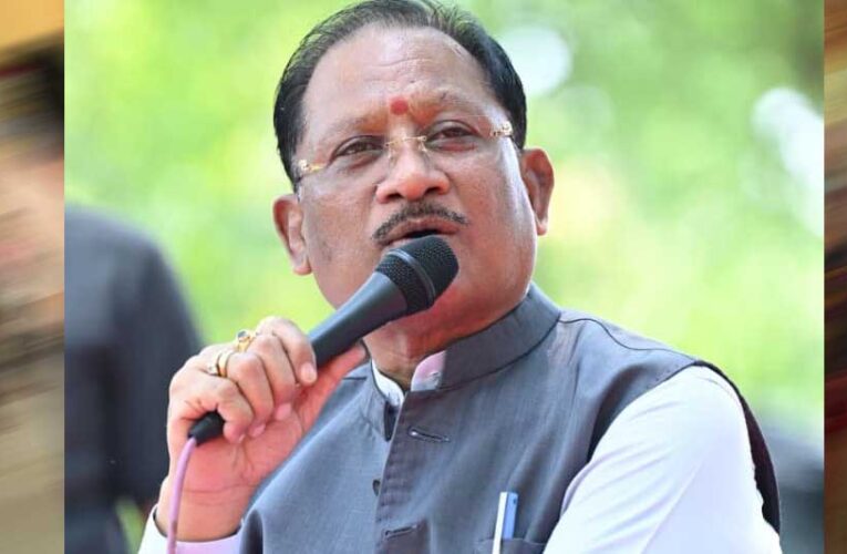 सुशासन तिहार में मुख्यमंत्री विष्णुदेव साय पहुंचे बीजापुर के सुदूर गांव कोण्डापल्ली :  चौपाल में सुनीं ग्रामीणों की समस्याएं