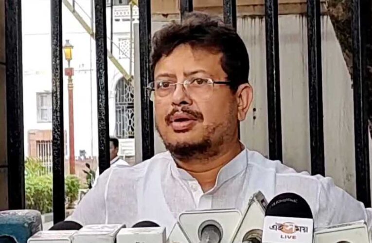 बंगाल राजनीति में बड़ा उलटफेर, 58 विधायकों ने ऋतब्रत को अपना नेता माना
