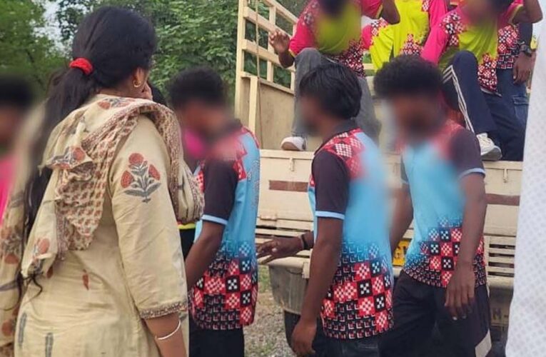 राज्य बाल अधिकार संरक्षण आयोग की कार्रवाई, पिकअप वाहन चालक पर जांच के आदेश