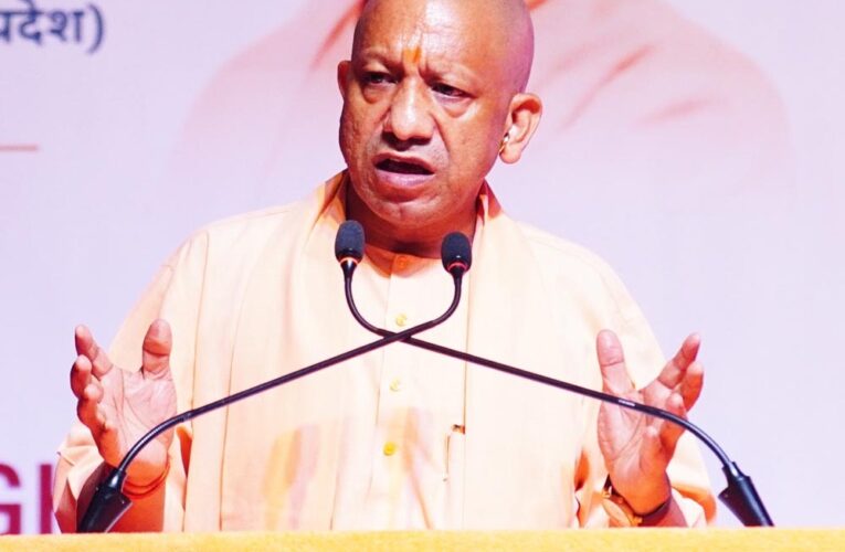 वस्त्रोद्योग के लिए नई कौशल विकास व्यवस्था तैयार हो, ग्रामोद्योग और माटीकला क्षेत्र में रोजगार की संभावनाओं को मिले नई गति : मुख्यमंत्री