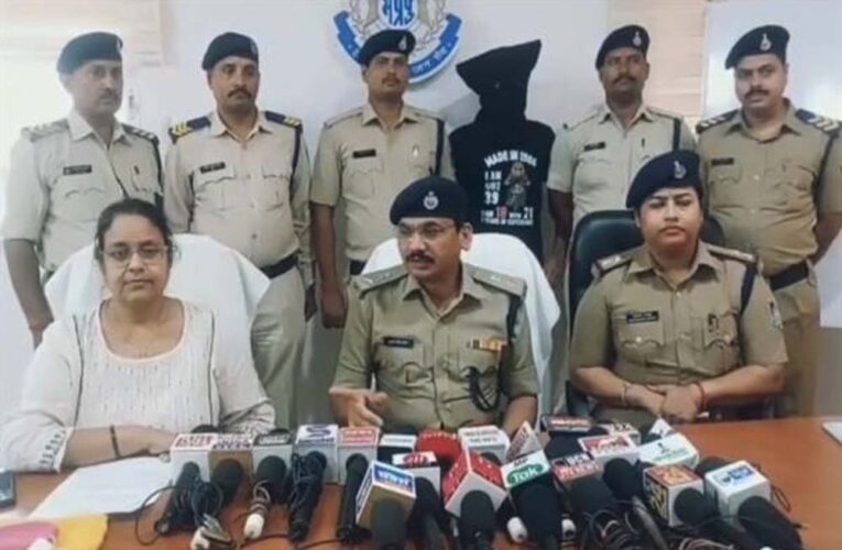 जीआरपी जबलपुर ने त्वरित कार्रवाई कर ट्रेन में चोरी गए आभूषण एवं सामान को मात्र दो घंटे में किया बरामद