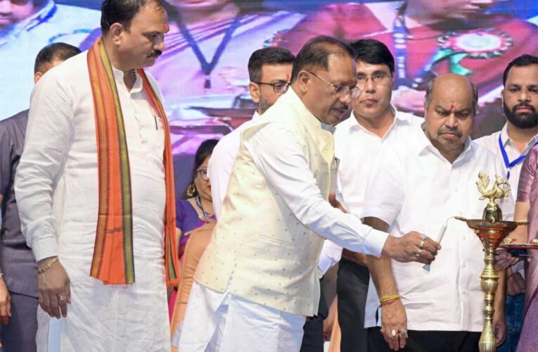 ढाई वर्षों में प्रदेश के स्वास्थ्य सेवाओं में हुए व्यापक विस्तार से स्वास्थ्य सेवाएं हुई सुदृढ़ : मुख्यमंत्री  साय