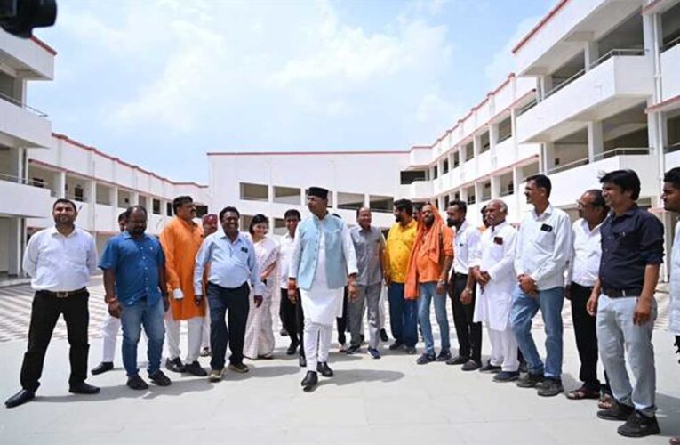 प्रधानमंत्री मोदी के 12 वर्ष पूर्ण होने पर मंत्री  सारंग ने नरेला शासकीय महाविद्यालय में विद्यार्थियों से किया संवाद