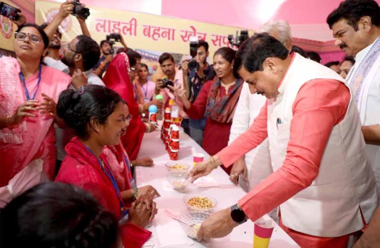 मातृ शक्ति का आशीर्वाद बना संबल, विकास पथ पर लगातार आगे बढ़ रहा है मध्यप्रदेश : मुख्यमंत्री डॉ. यादव