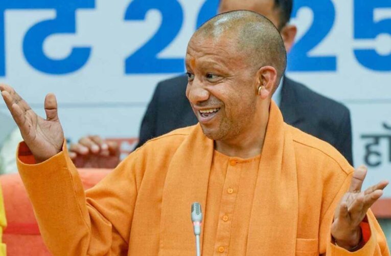 मुख्यमंत्री ने कासगंज, चंदौली, मीरजापुर, बाराबंकी में वर्षा व आकाशीय बिजली से हुई हानि का लिया संज्ञान