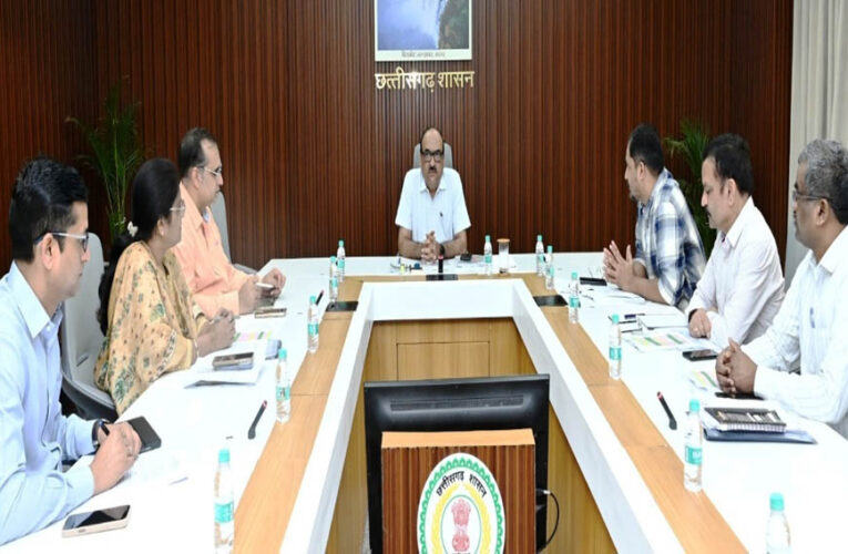 जल जीवन मिशन 2.0 छत्तीसगढ़ में ग्रामीण पेयजल योजनाओं के संचालन और रखरखाव नीति पर उच्च स्तरीय बैठक संपन्न