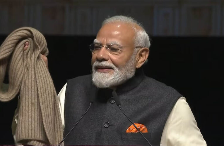 न्यूजीलैंड में भावुक हुए PM मोदी, बोले- ‘कीवी मित्र का दिया मफलर आज भी मेरे पास है’