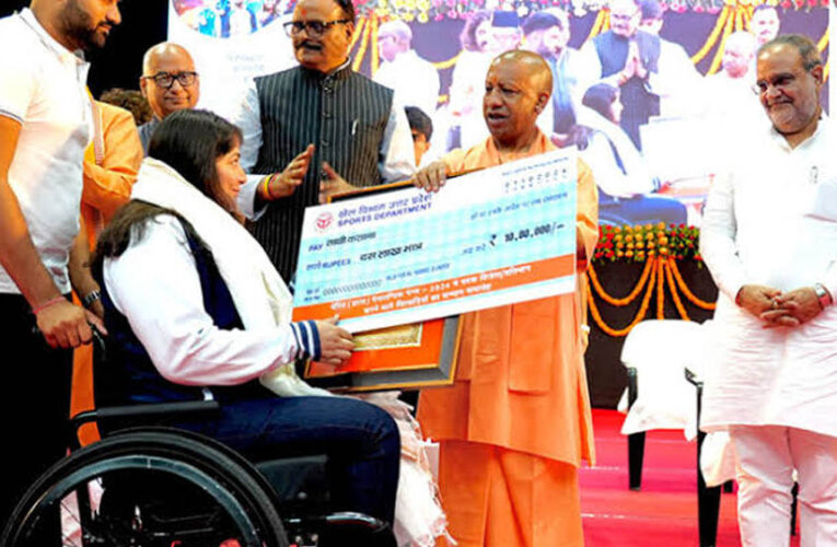 योगी सरकार ने पूर्व खिलाड़ियों को दिया सम्मान, मिल रही मासिक आर्थिक सहायता