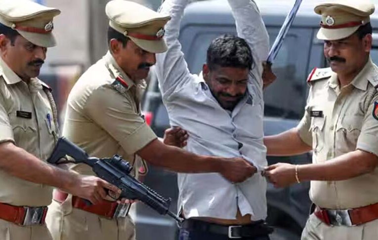 दिल्ली में फर्जी लोन सिंडिकेट का भंडाफोड़, 50 लोगों के नाम पर 1.6 करोड़ की ठगी