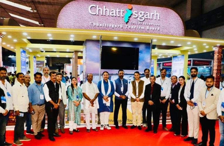 ट्रैवल एंड टूरिज्म फेयर कोलकाता-2026 में  ‘बेस्ट डेकोरेशन ऑफ स्टॉल एंड अपीयरेंस’ सम्मान से बढ़ी प्रदेश की प्रतिष्ठा