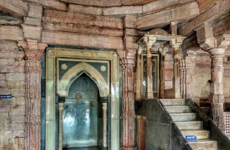 हाई कोर्ट के फैसले के दो माह बाद बदली भोजशाला की तस्वीर, विकास कार्यों और धार्मिक गतिविधियों को मिली रफ्तार