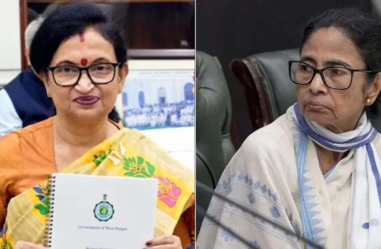 ममता बनर्जी को बड़ा राजनीतिक झटका: चंद्रिमा भट्टाचार्य ने सभी पदों से दिया इस्तीफा