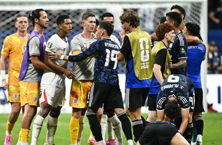 FIFA World Cup: इंग्लैंड की हार के बाद मैदान पर बवाल, जूड बेलिंघम पर अर्जेंटीना खिलाड़ी को थप्पड़ मारने का आरोप