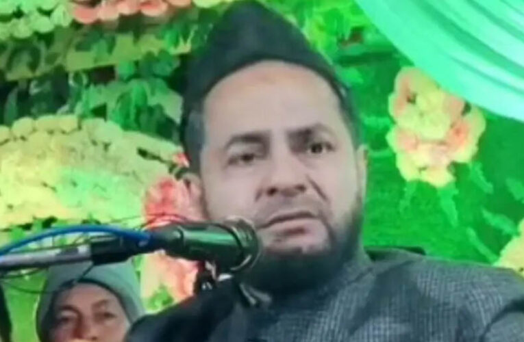 श्रीकृष्ण पांच वक्त के नमाजी बयान पर मचा बवाल, मौलाना जरजिस अंसारी के दावे से बढ़ा विवाद