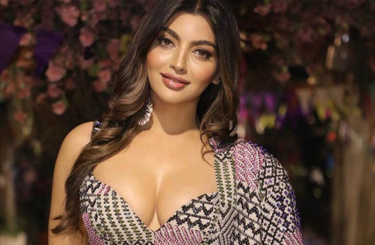 प्रोटेस्ट में शामिल होने के लिए मिल रहे पैसों के ऑफर’, एक्ट्रेस आकांक्षा पुरी का बड़ा दावा, बोलीं- इस गंदगी में नहीं पड़ना