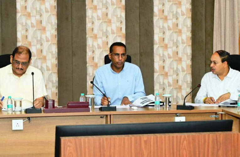 लोक निर्माण विभाग के सचिव ने जेलों में निर्माणाधीन कार्यों की प्रगति की समीक्षा की